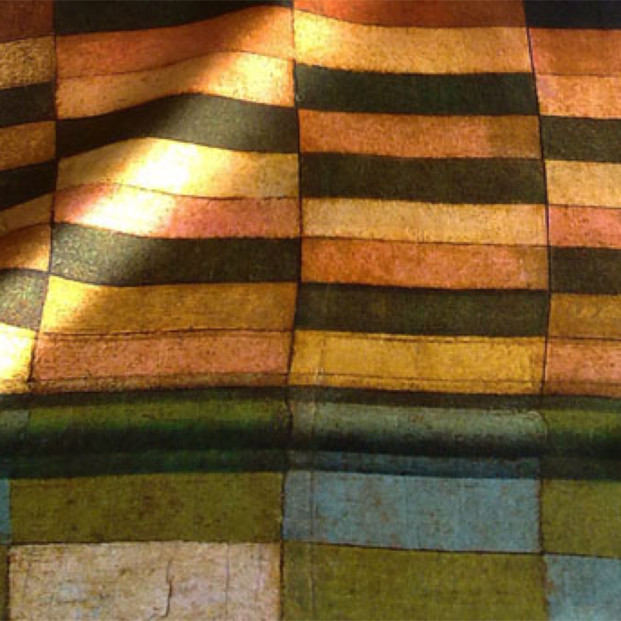 Detail of the scarf.